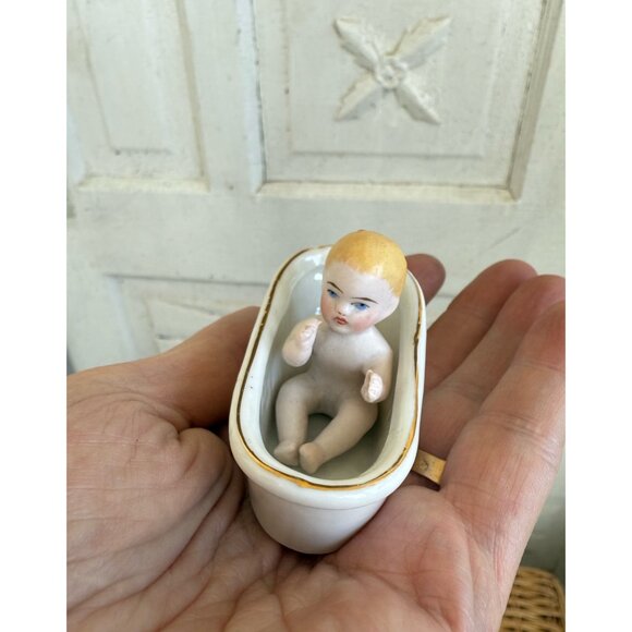 Antique 1880s German Miniature Bisque Porcelain Bath Baby - Picture 7 of 7